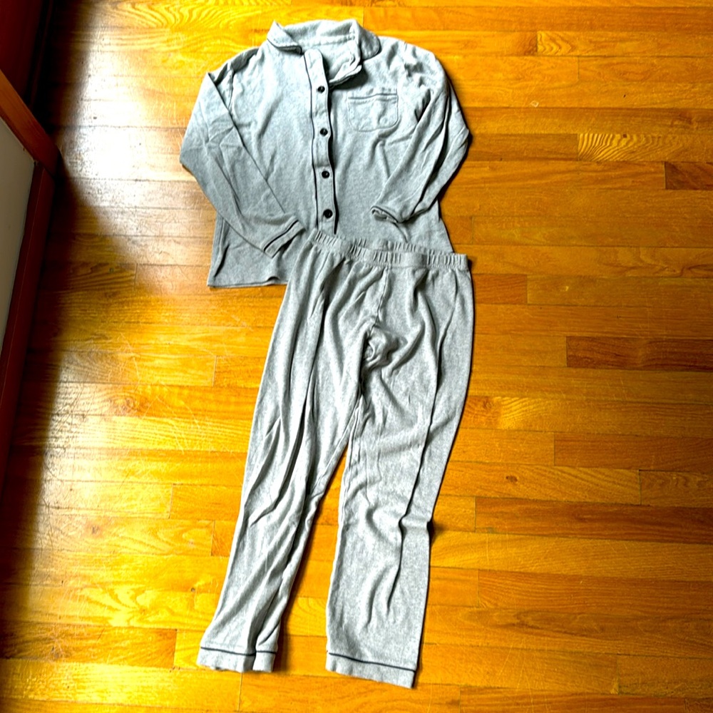 Girls Cotton Long Sleeve Button Front PJ Set with Pants in Size 11-12 in Grey